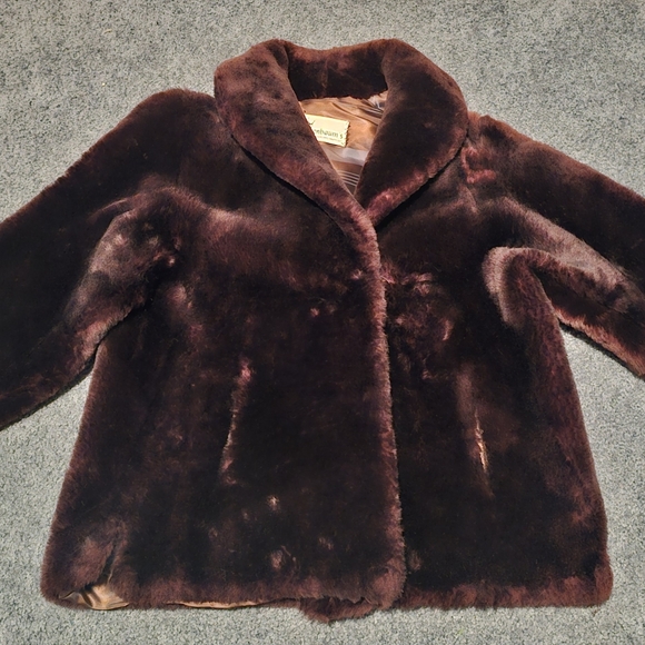 Vintage 1950s Rosenbaun's Mouton Brown Fur (Pre-Owned) - Picture 6 of 6